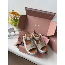 미우 미우 Miu Miu 샌들