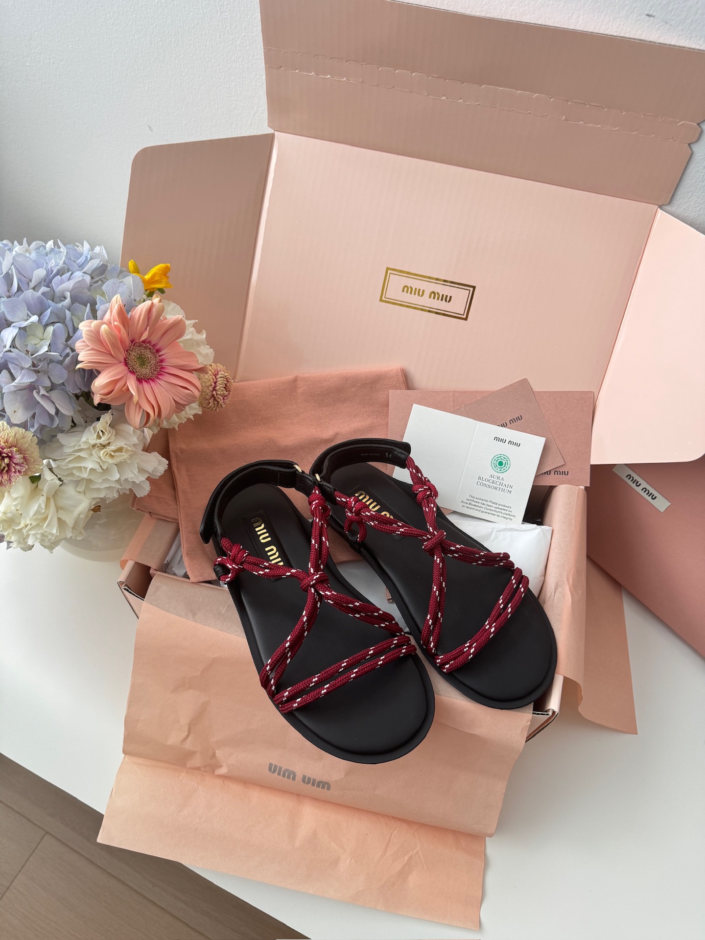 미우 미우 Miu Miu 샌들