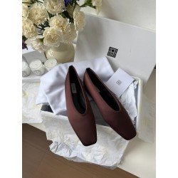 토템 Toteme 발레리나