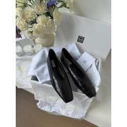 토템 Toteme 발레리나