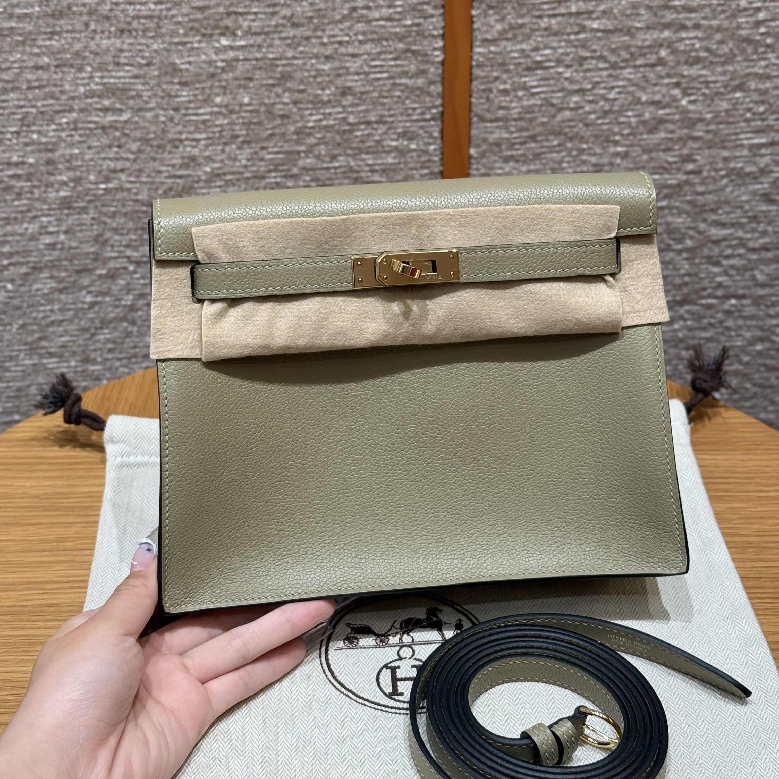 에르메스 Hermes Kelly danse 22cm evercolor 8Q Beige Marfa/gold