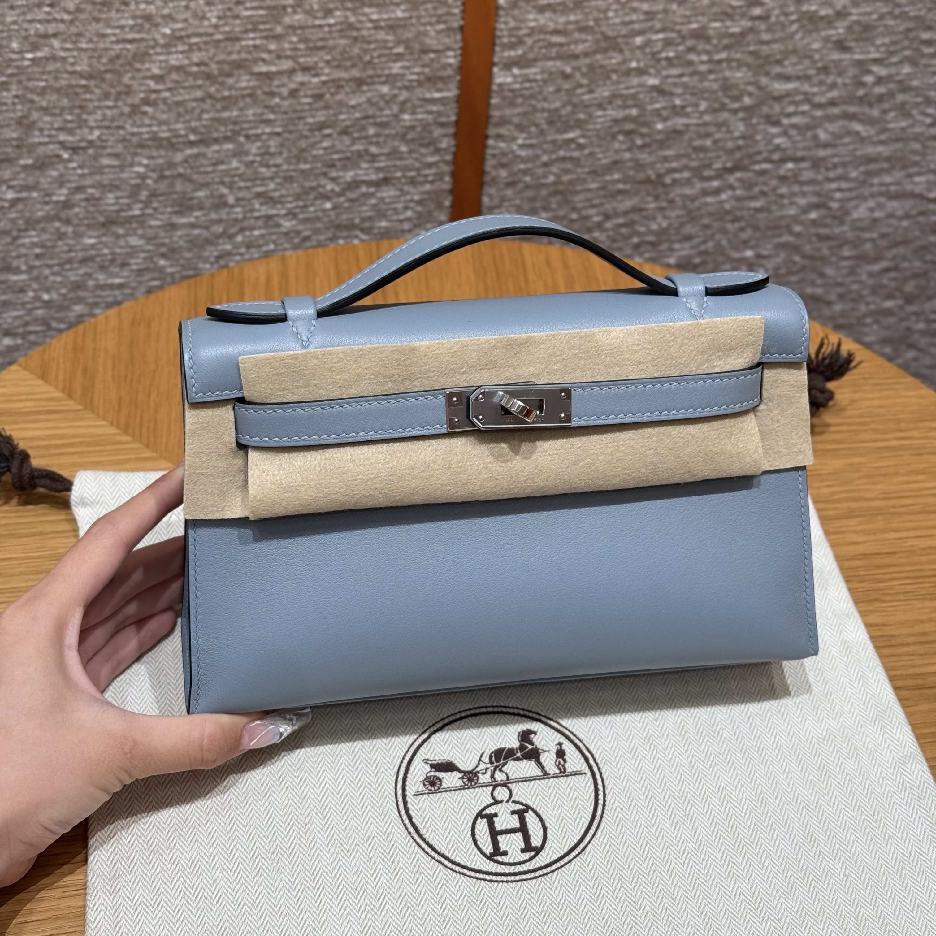 에르메스 Hermes Kelly Pochette 22cm Swift J7 Blue Lin/silver