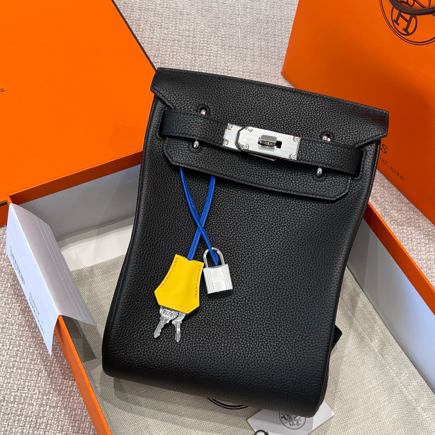 에르메스 Hermes Hac a dos Germany Leather 89 Noir and 71Blue France 9O Jaune Naples/silver