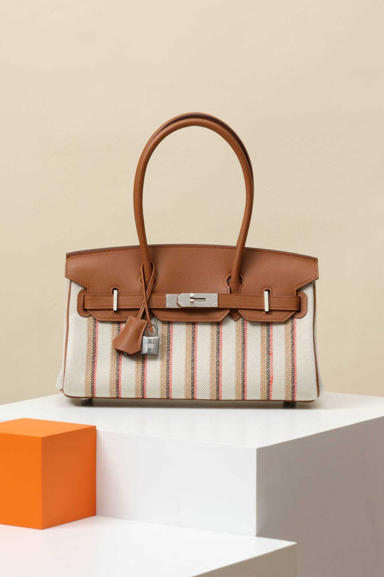 에르메스 Hermes Shoulder Birkin 29cm Swift 37 Gold/silver