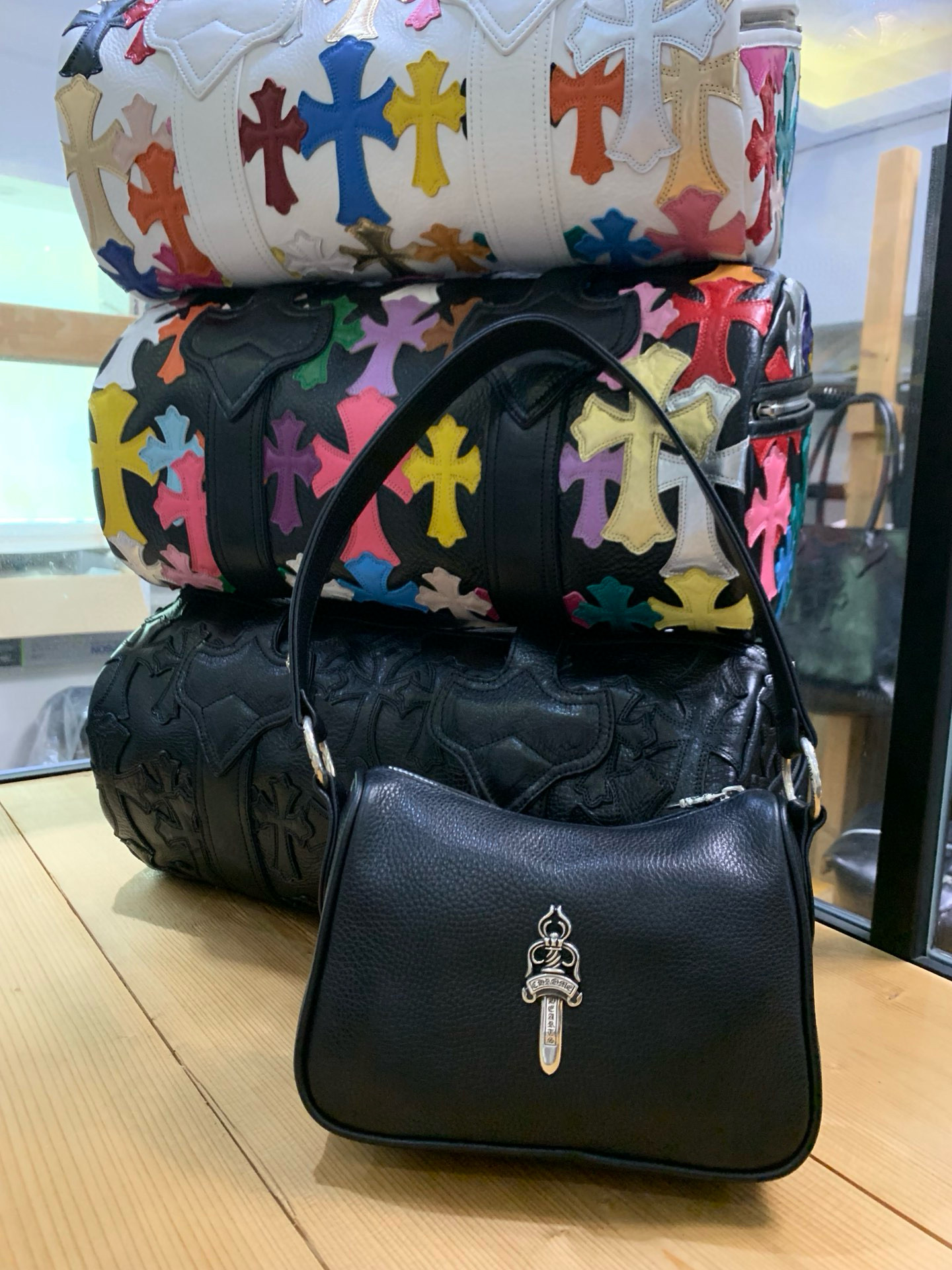 크롬하츠 Chrome Hearts CHB049 숄더백 Black 20.5cm
