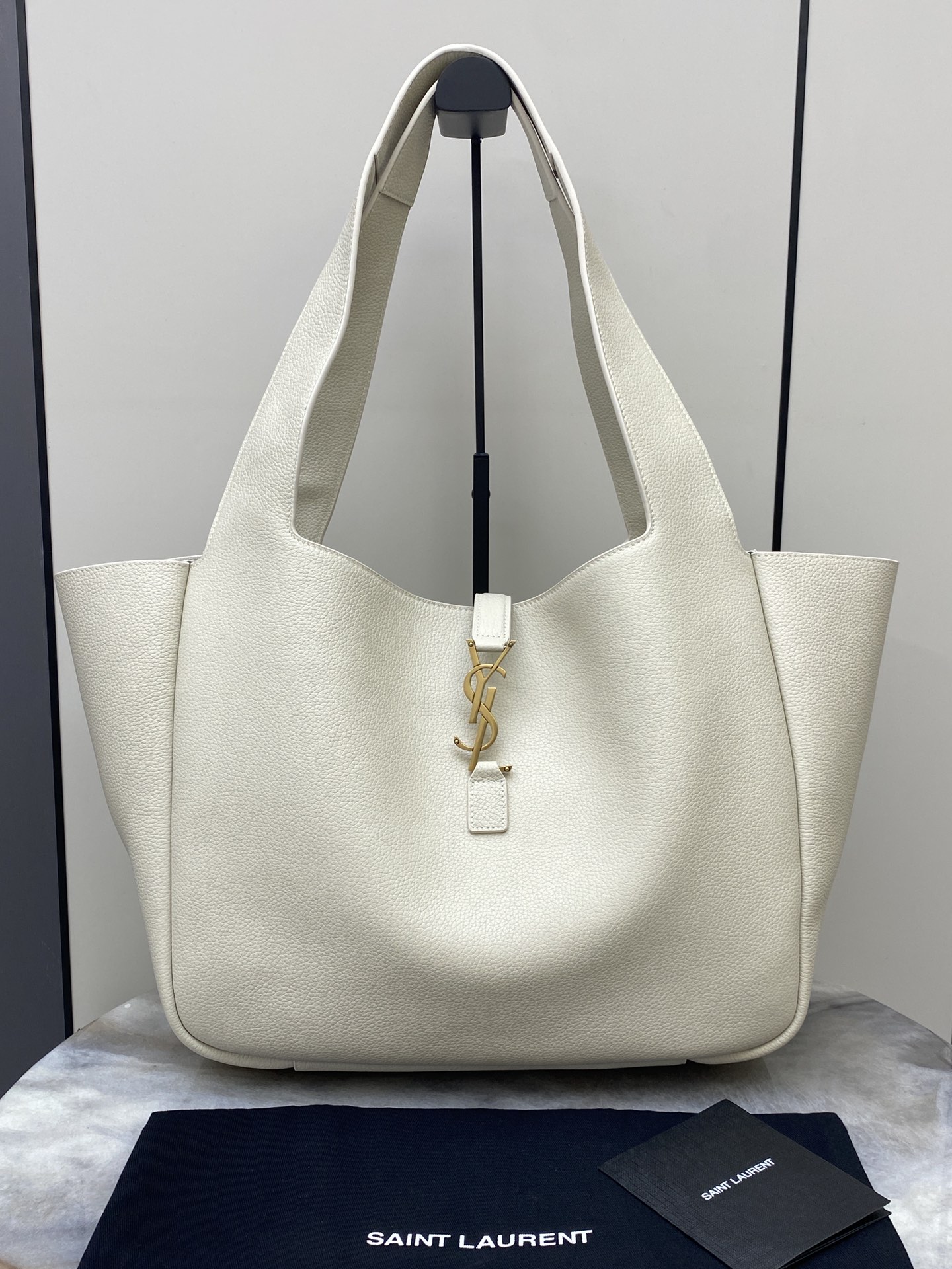 생로랑 Saint laurent/YSL 763435 Bea Tote In Grained Leather White 50CM