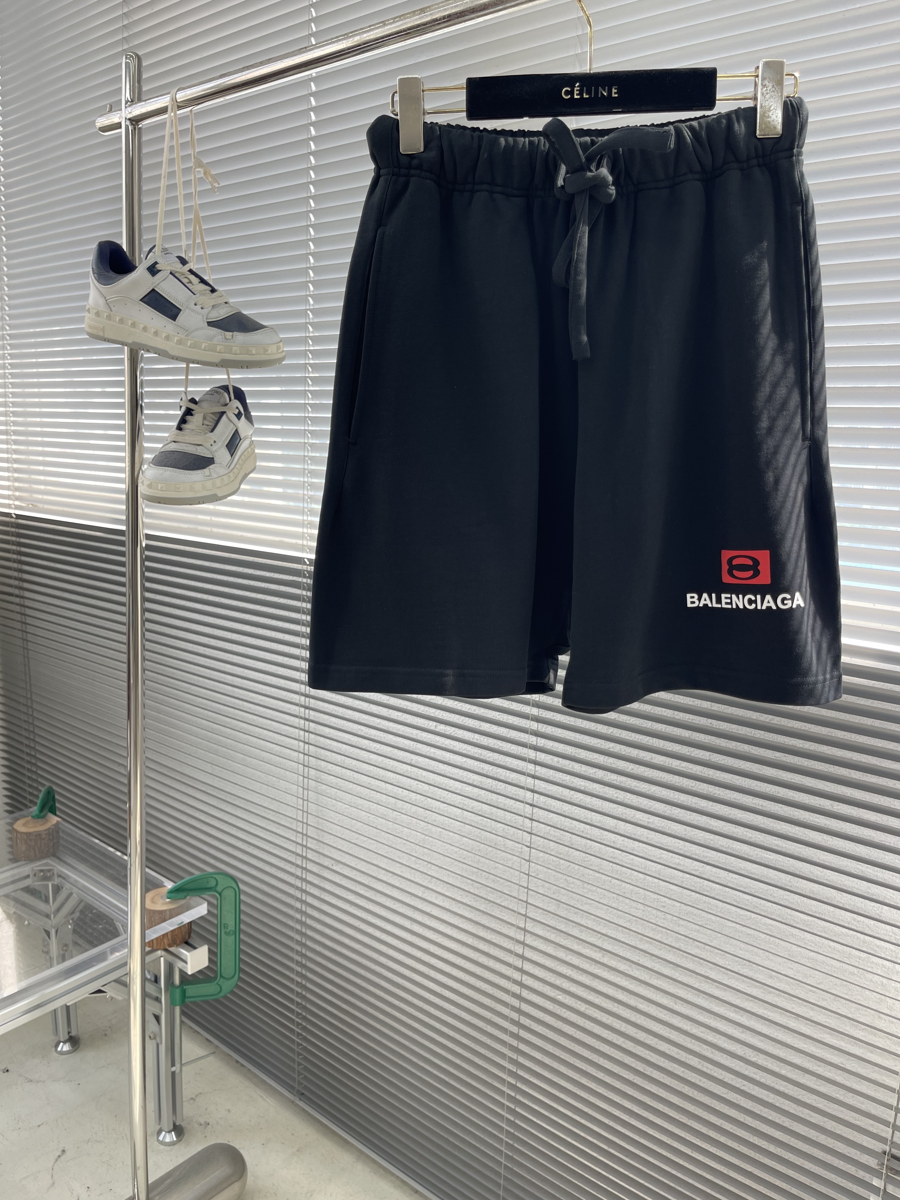 발렌시아가 Balenciaga 반바지