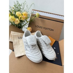 루이비통 LV FOOTPRINT 스니커즈