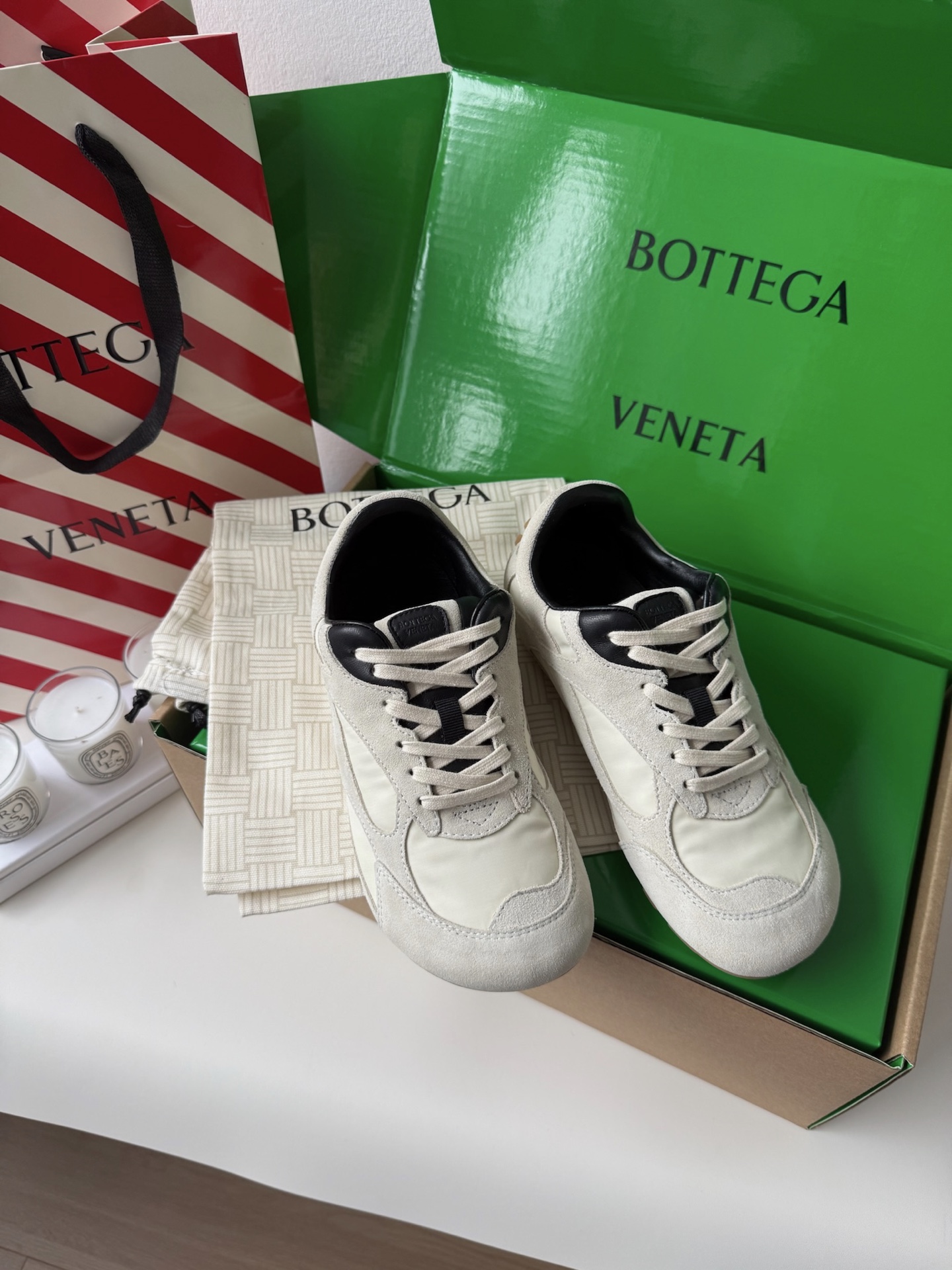 보테가 베네타 Bottega Veneta 플랫