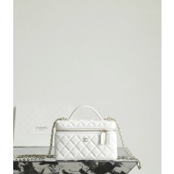 샤넬 Chanel 25p LP Long Vanity with chain C-511 White 19.5cm
