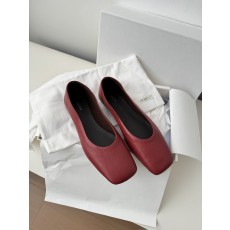 더 로우 The Row 플랫