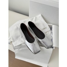 더 로우 The Row 플랫