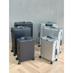 Rimowa Classic 972 캐리어 알루미늄