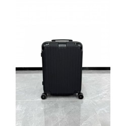 Rimowa Distinct 캐리어 Black