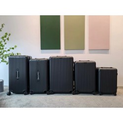 Rimowa Essential 캐리어 폴리카보네이트 Black