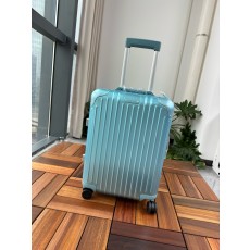Rimowa Essential 캐리어 알루미늄 Blue