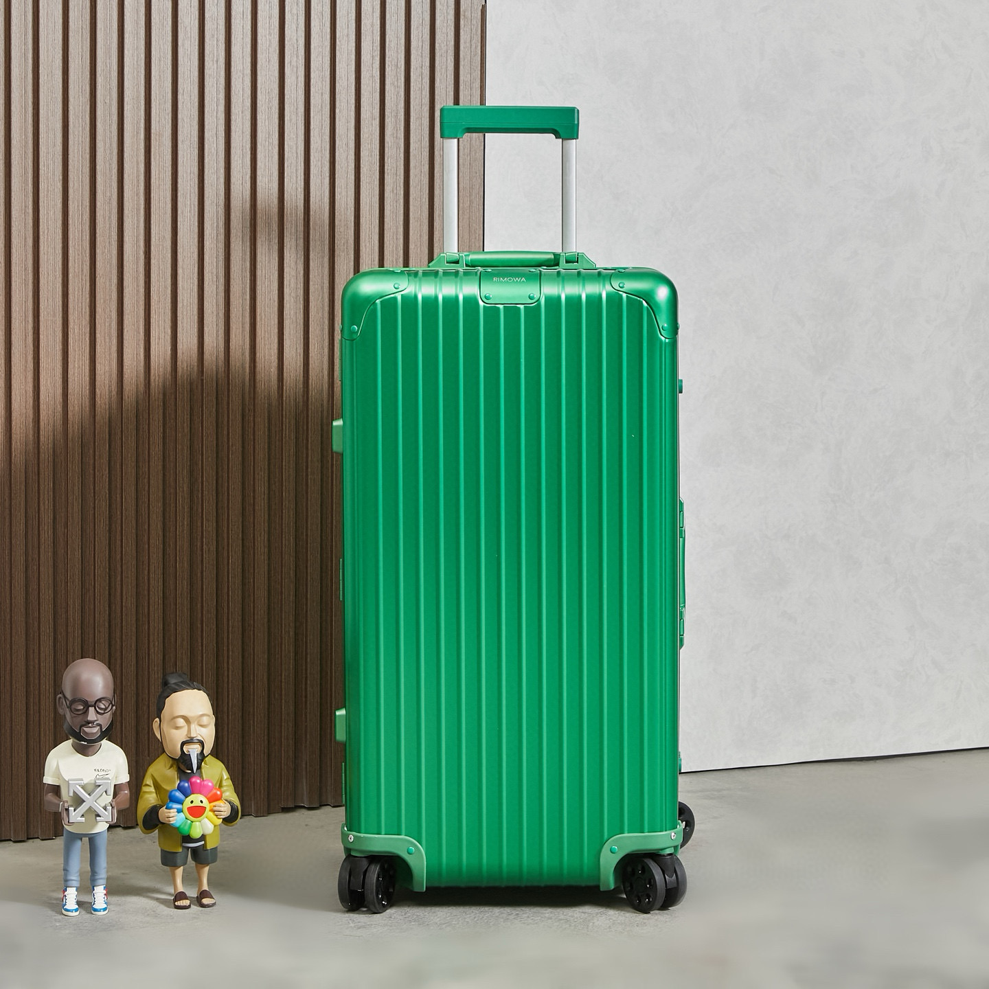 Rimowa Essential 캐리어 알루미늄 green