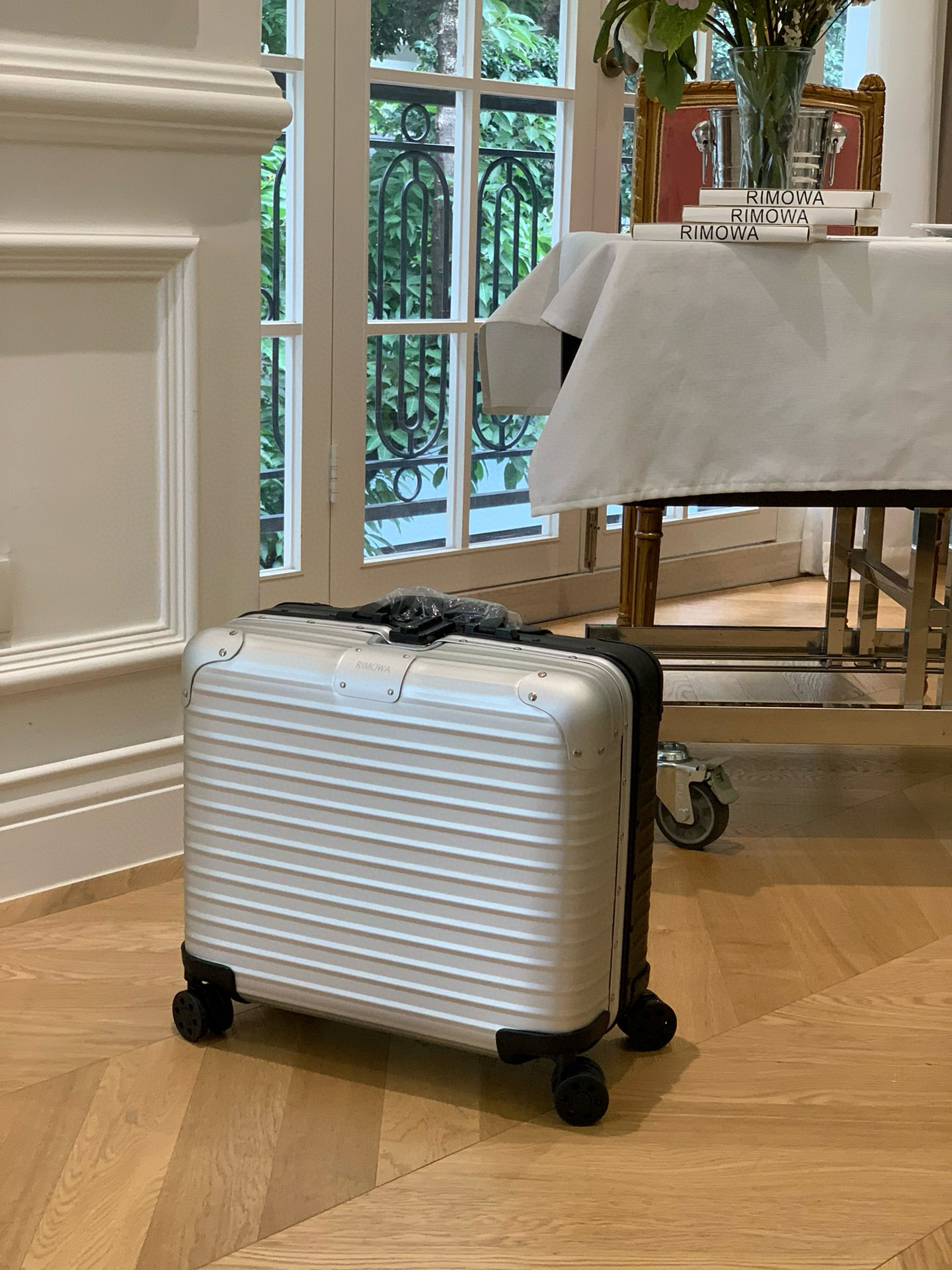 Rimowa Original Compact GF4343DNB 캐리어 알루미늄 16“ silver&Black
