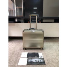 Rimowa 캐리어 알루미늄 19