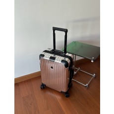 Rimowa&Moncler 캐리어 알루미늄 silver