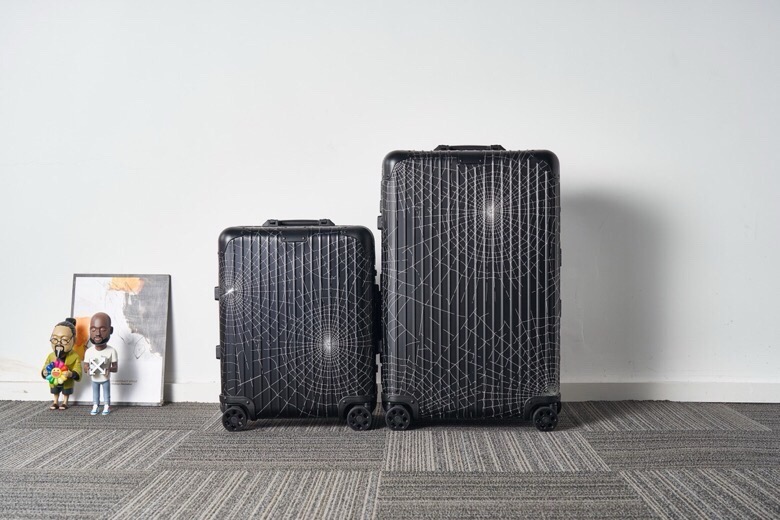 Supreme&Rimowa 캐리어 알루미늄 Black