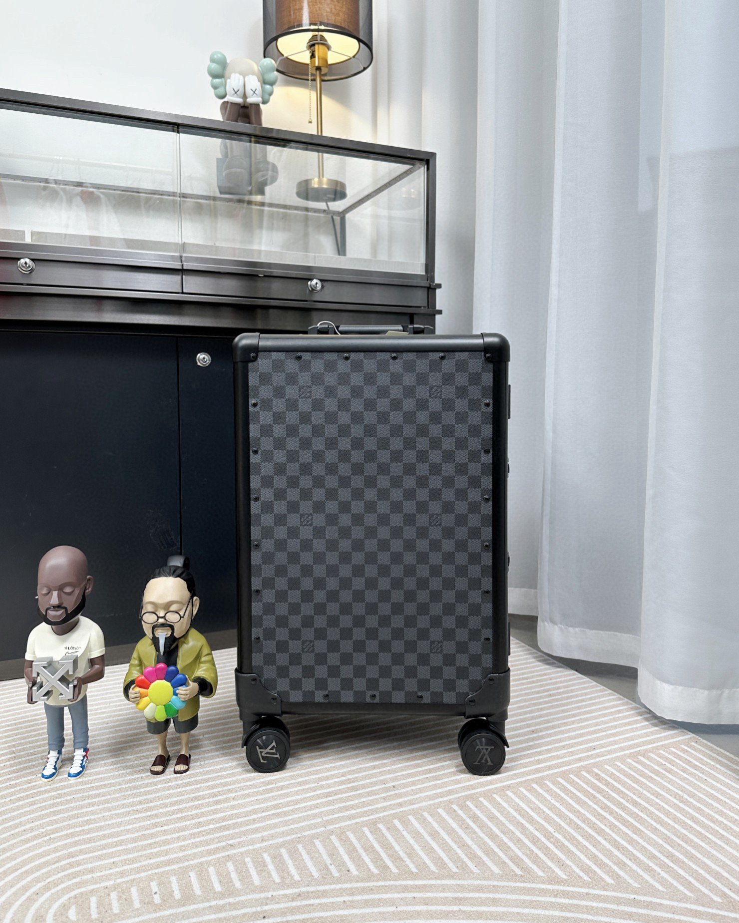 루이비통 Louis Vuitton 캐리어 Black