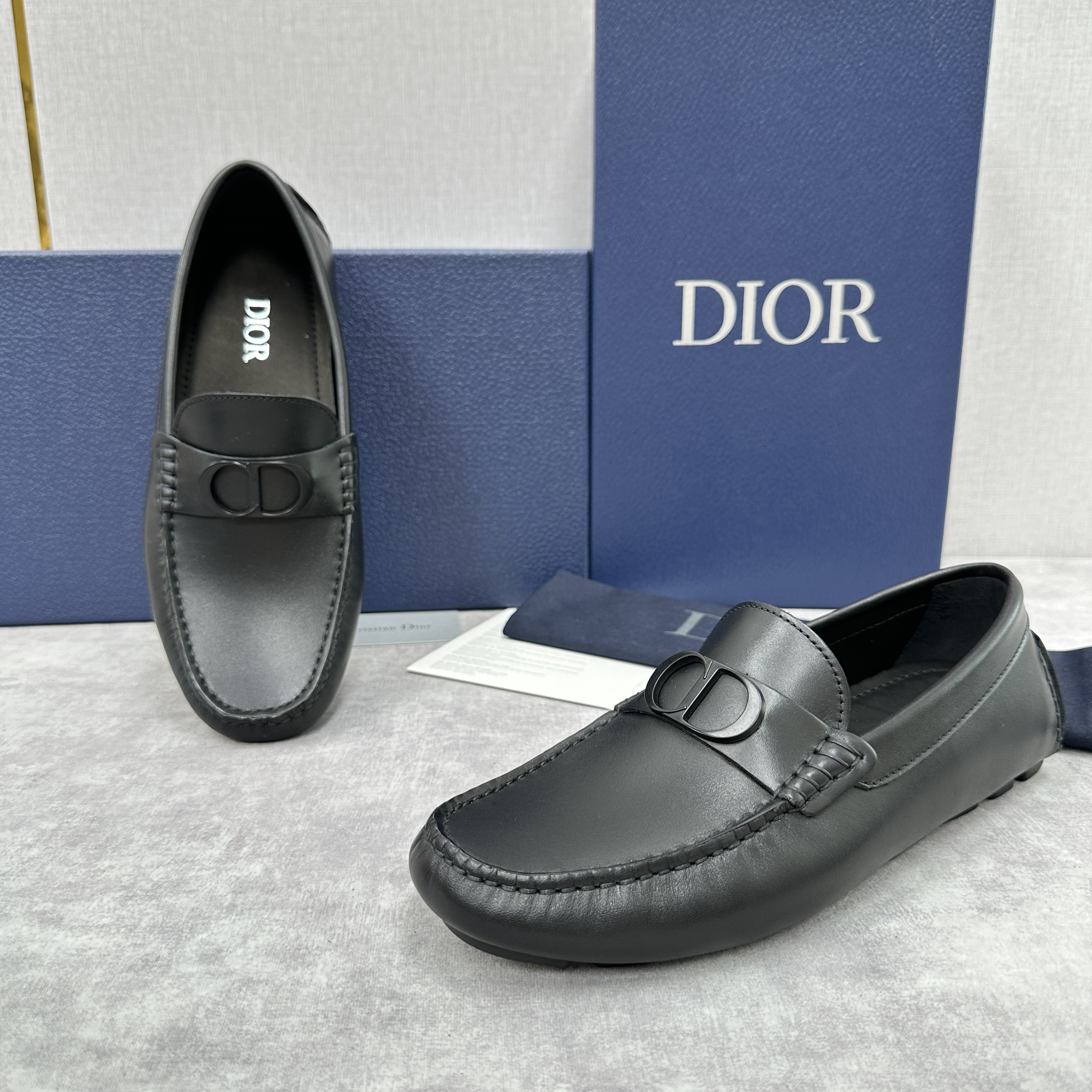 디올 Dior 로퍼