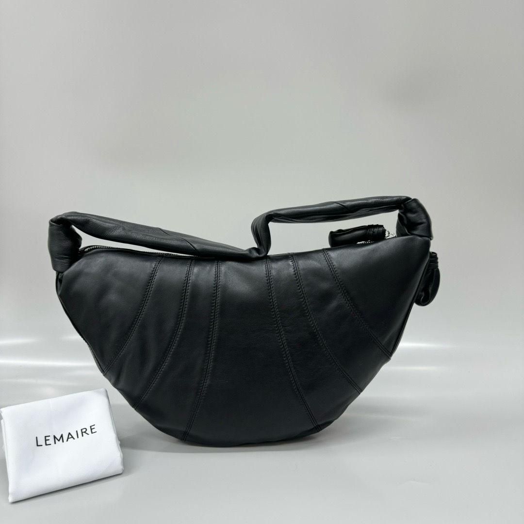 르메르 Lemaire Medium Fortune Croissant Bag Black