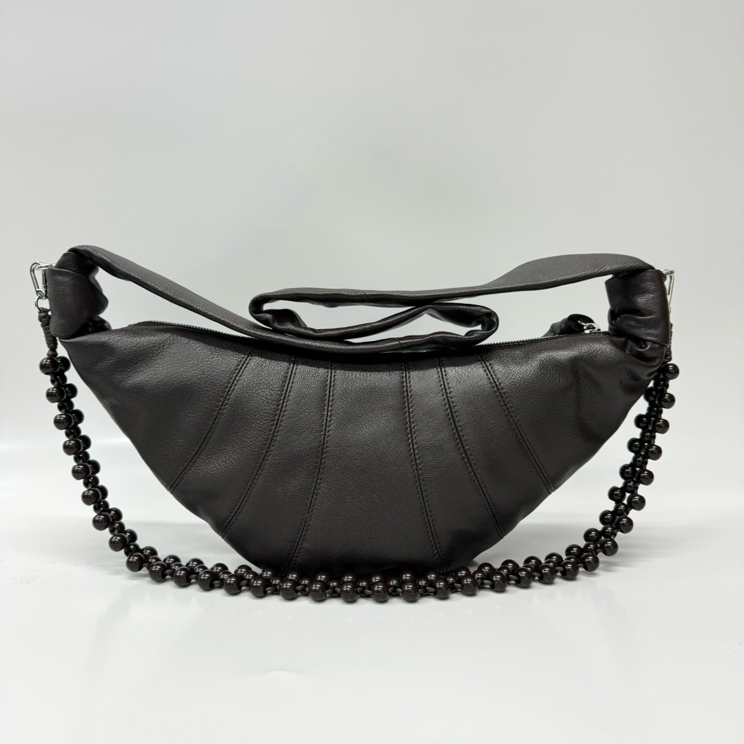 르메르 Lemaire Medium Croissant Bag Dark Chocolate