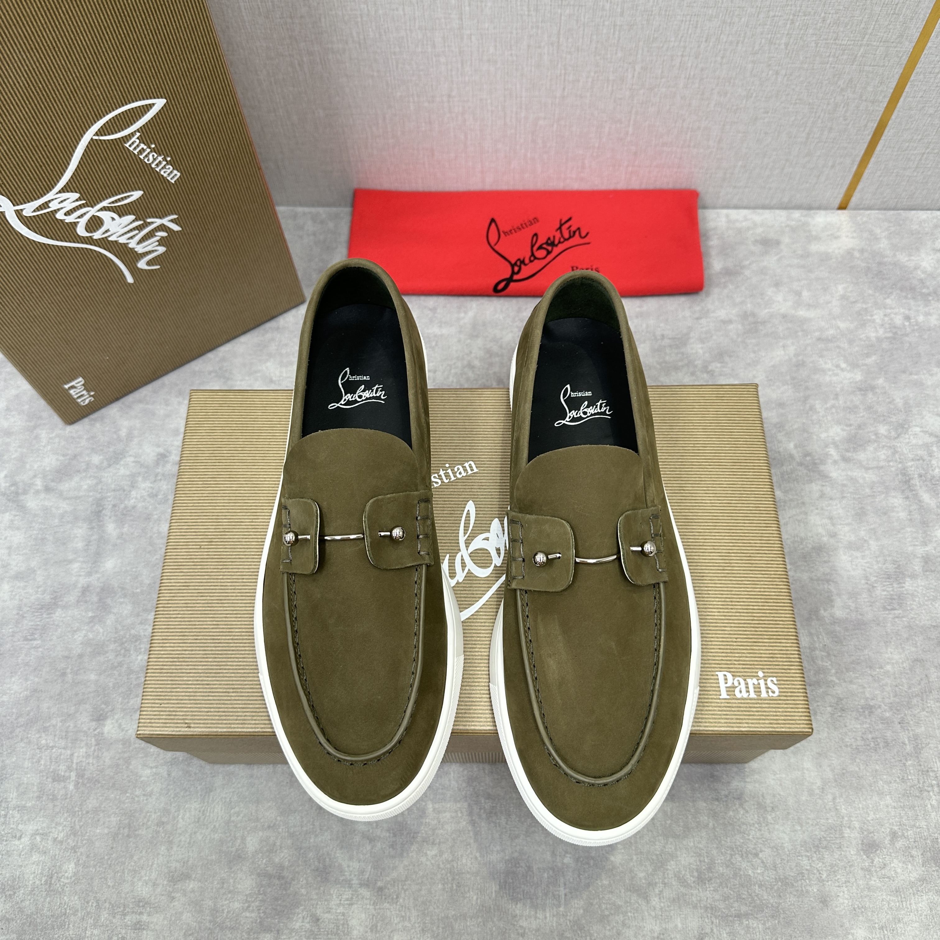 크리스찬 루부탱 Christian Louboutin 로퍼