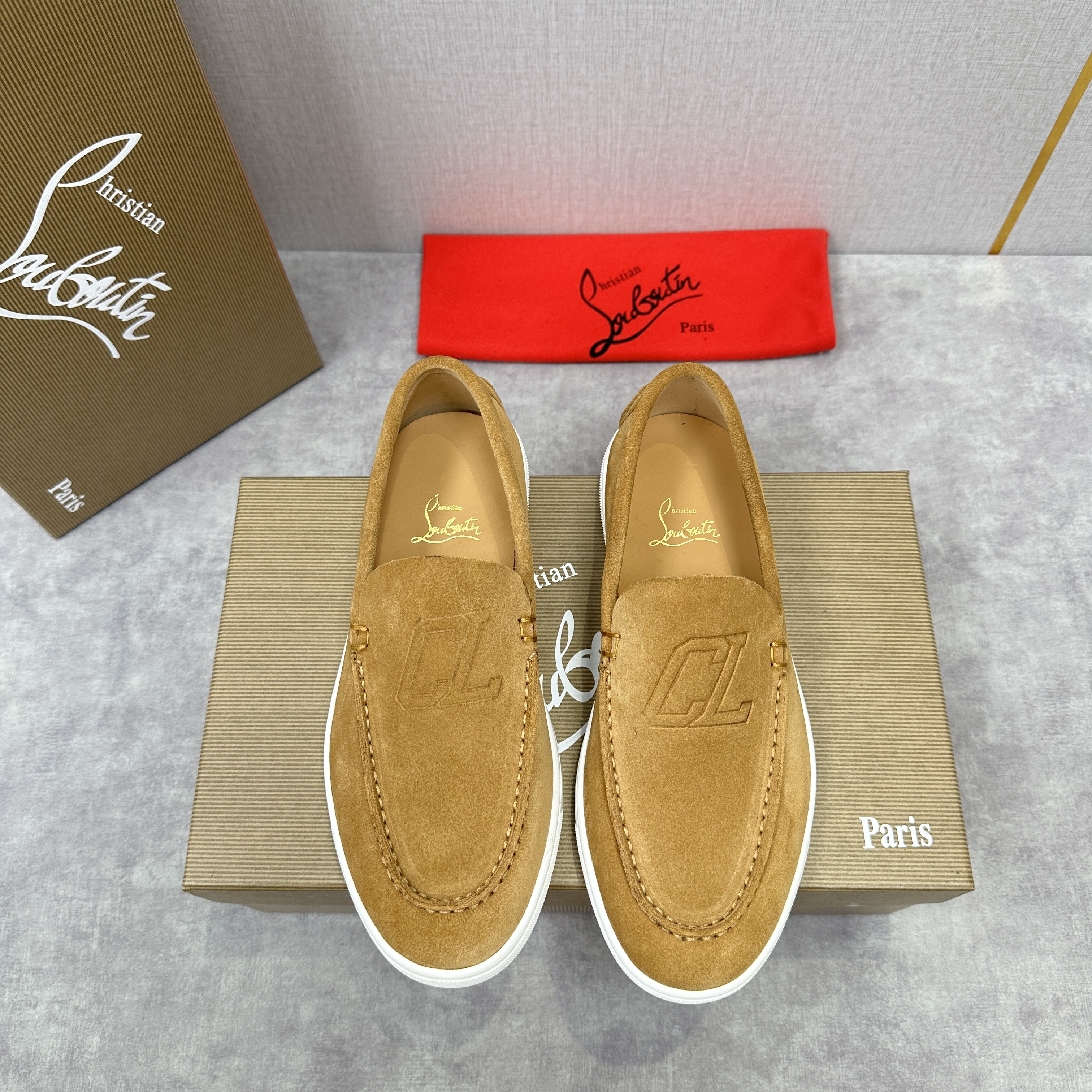 크리스찬 루부탱 Christian Louboutin 로퍼
