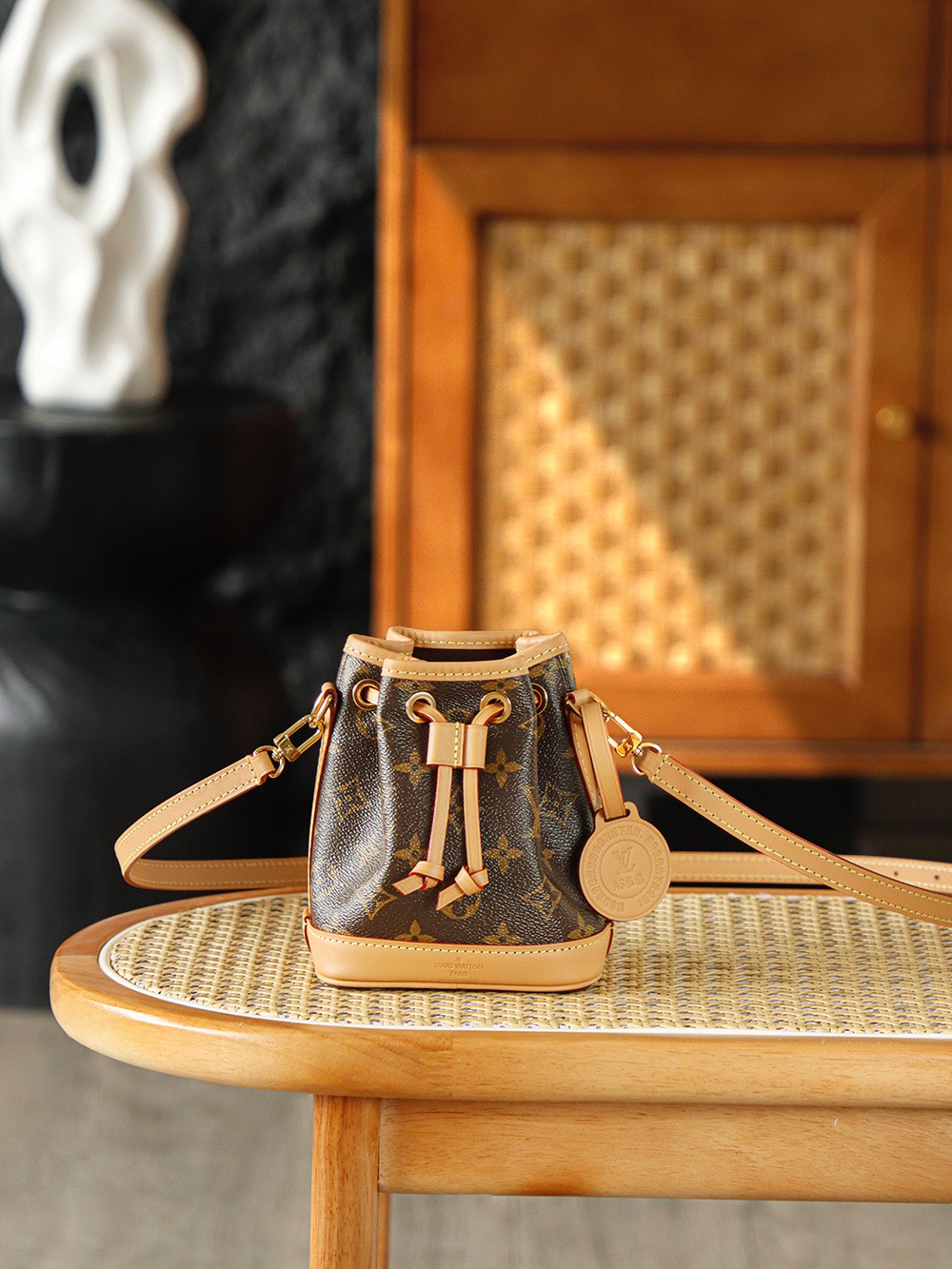 【AS】루이비통 Louis Vuitton M81266 Louis Vuitton Nano Noe Monogram 13cm