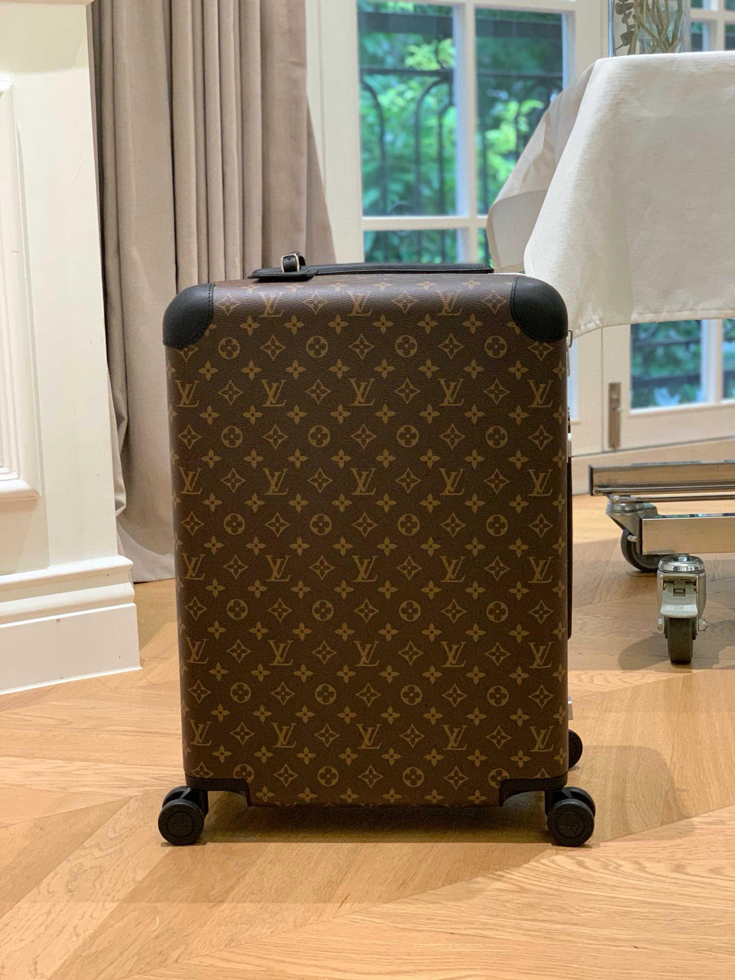 루이비통 Louis Vuitton Horizon 55 캐리어 Monogram 20