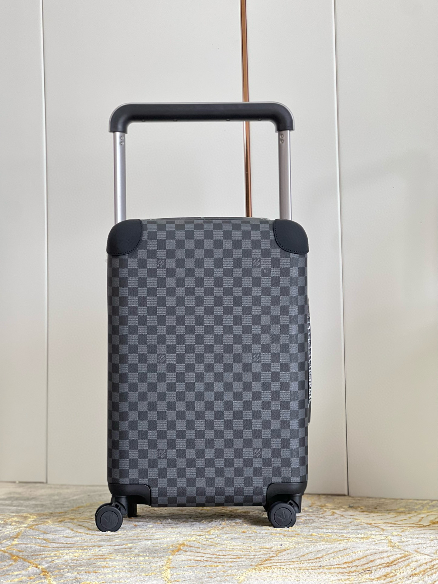 루이비통 Louis Vuitton GF4343FB Horizon 55 캐리어  Damier Black