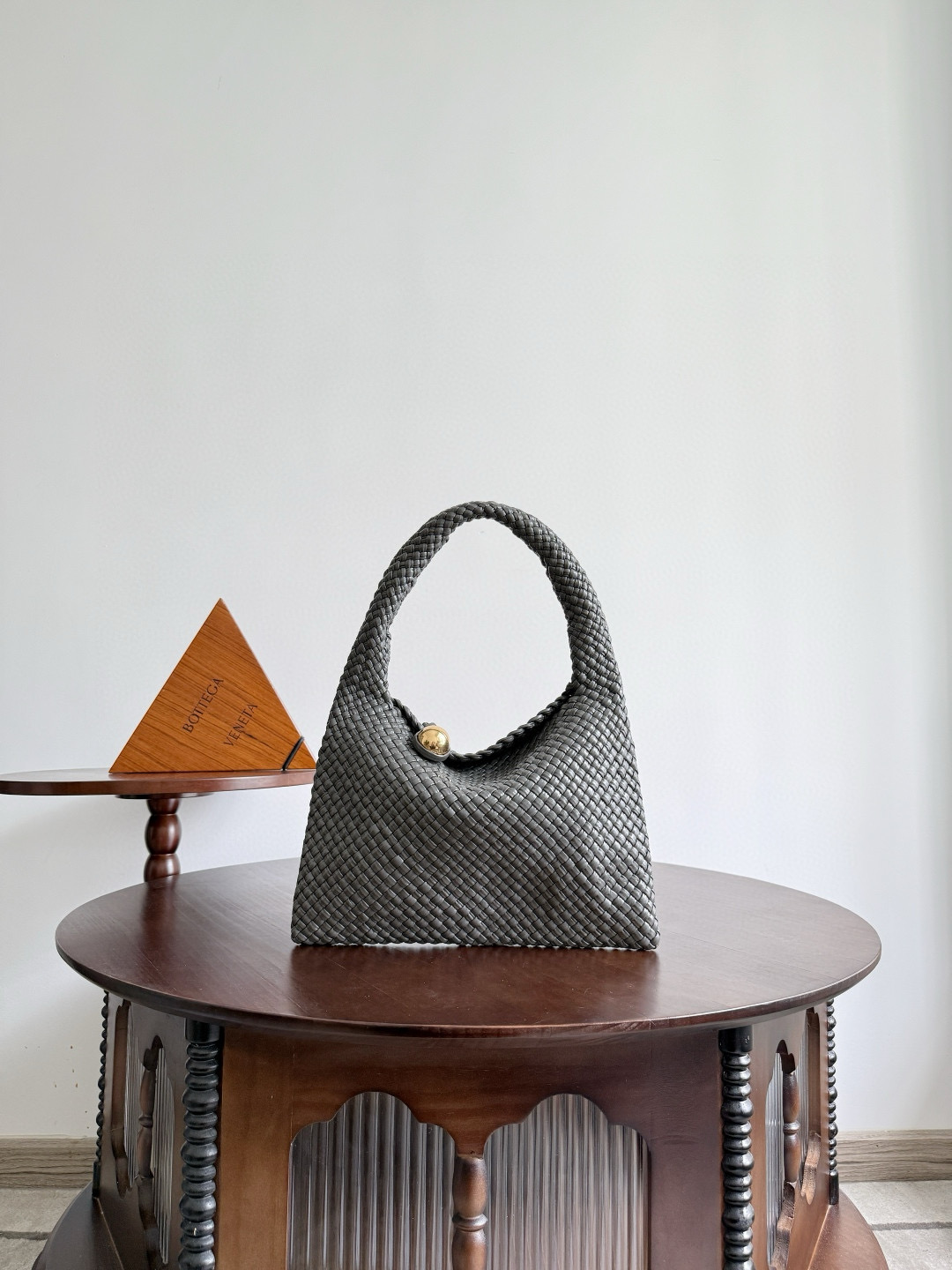 보테가 베네타 Bottega Veneta 826196 Tosca Baci 31cm