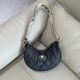 버버리 Burberry Horseshoe Crossbody Bag​ 23.5cm