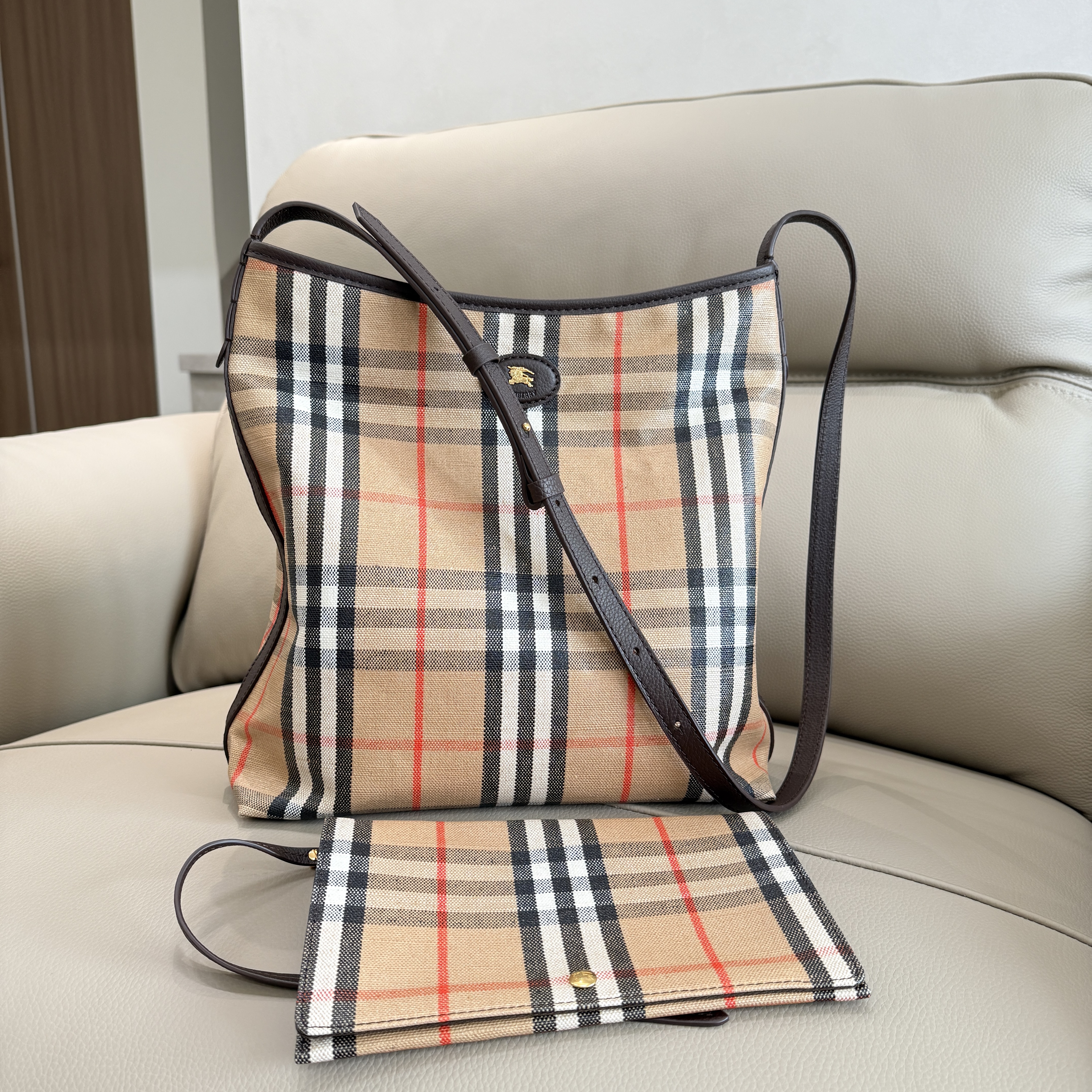 버버리 Burberry Small Highlands Shoulder Bag