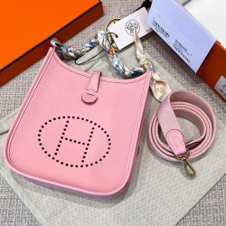 에르메스 Hermes Evelyne 16cm Germany Leather 3Q Rose Sakura/silver