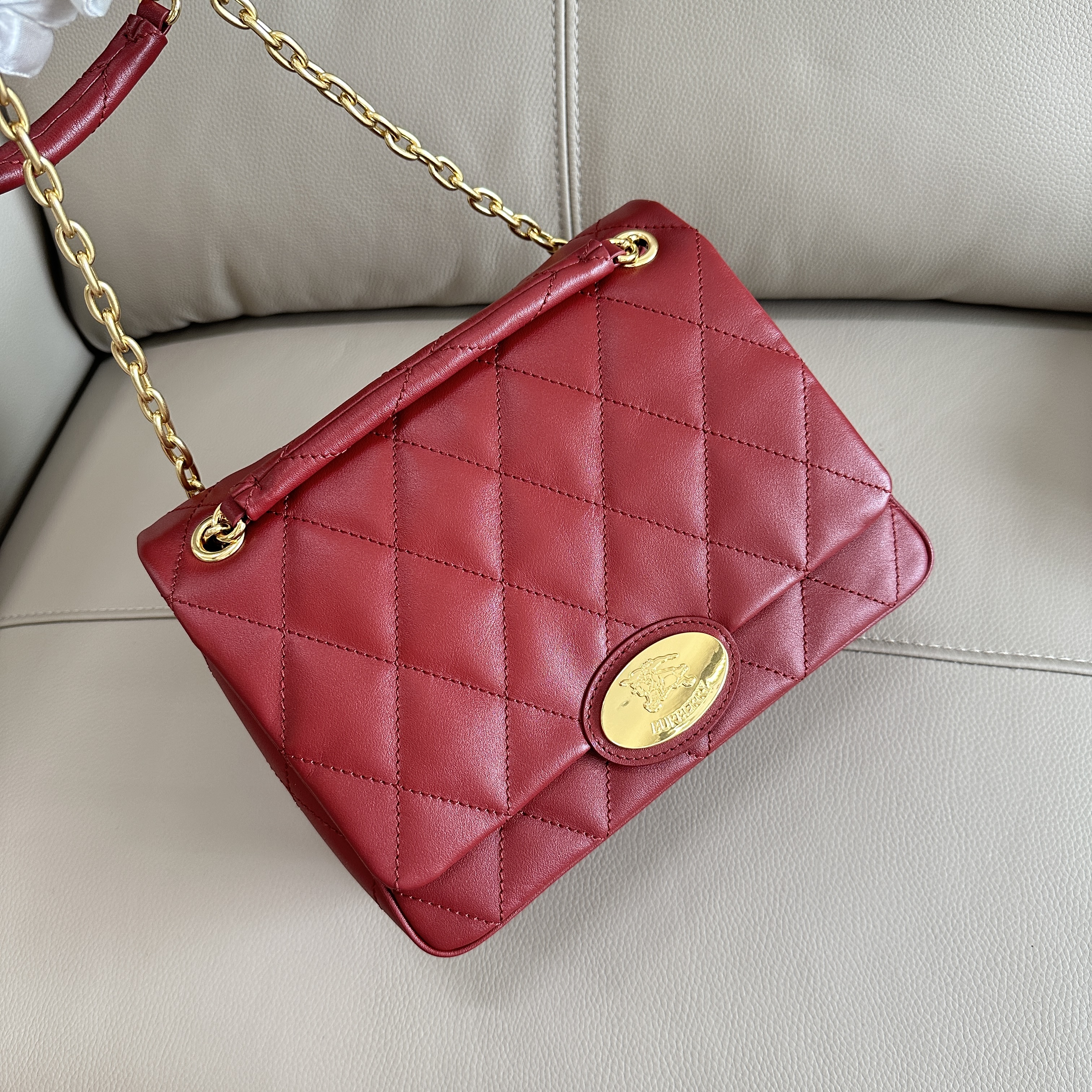 버버리 Burberry Medium Strand Bag​ Red 27cm