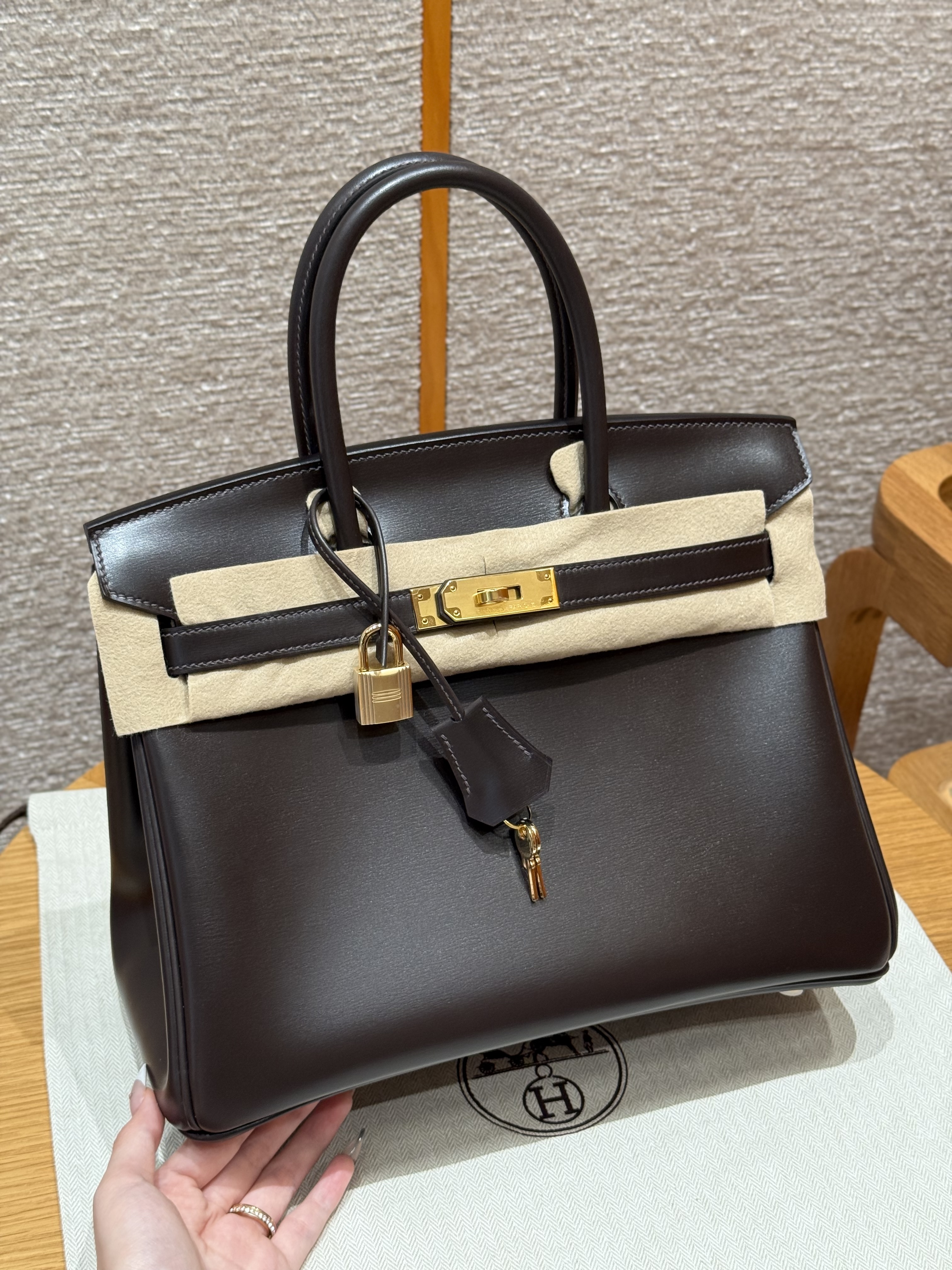 에르메스 Hermes Birkin 30cm Box 47 Chocolate/gold