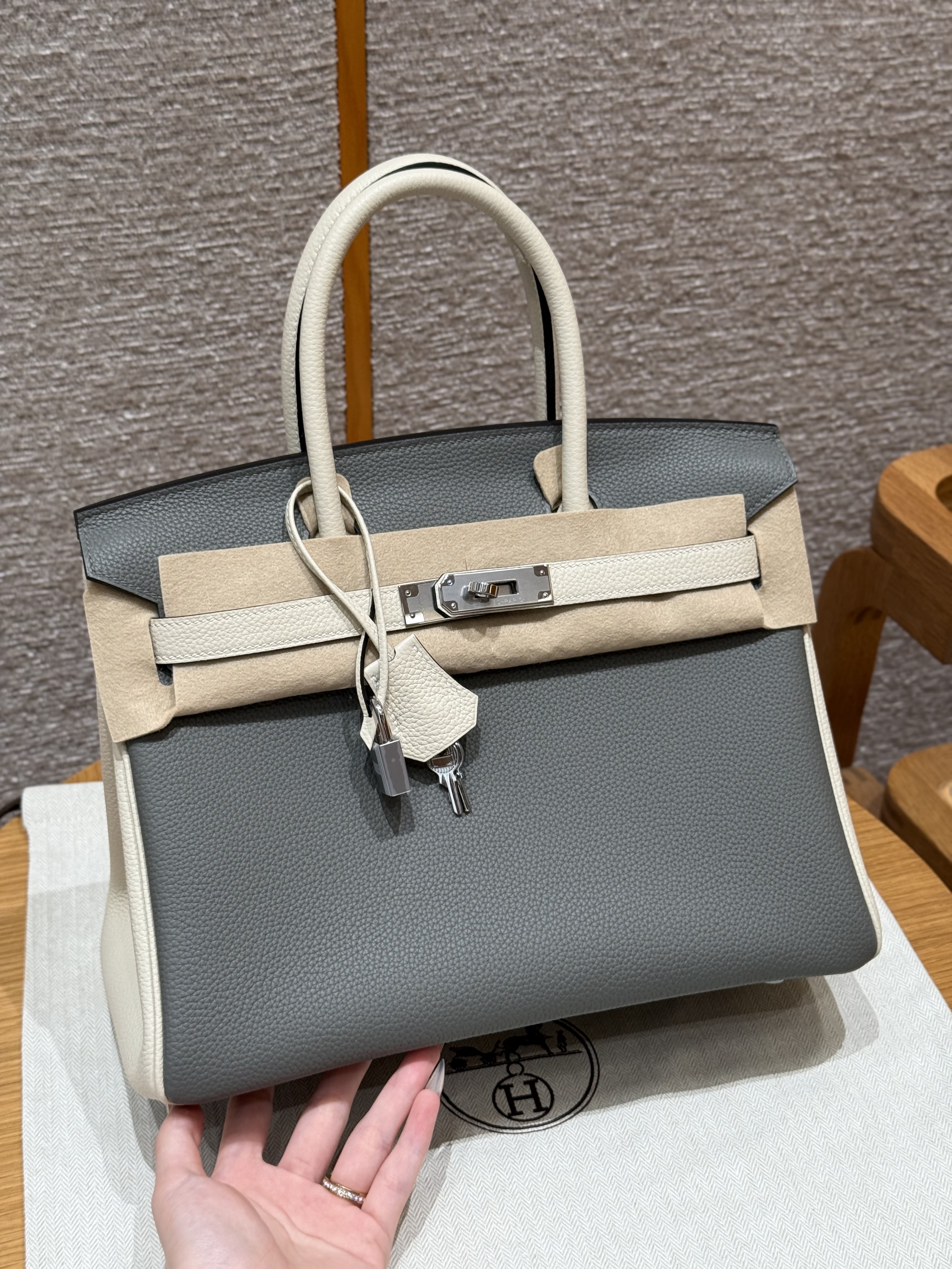 에르메스 Hermes Birkin 30cm Togo 0L Gris Mayer and 10 Craie/silver
