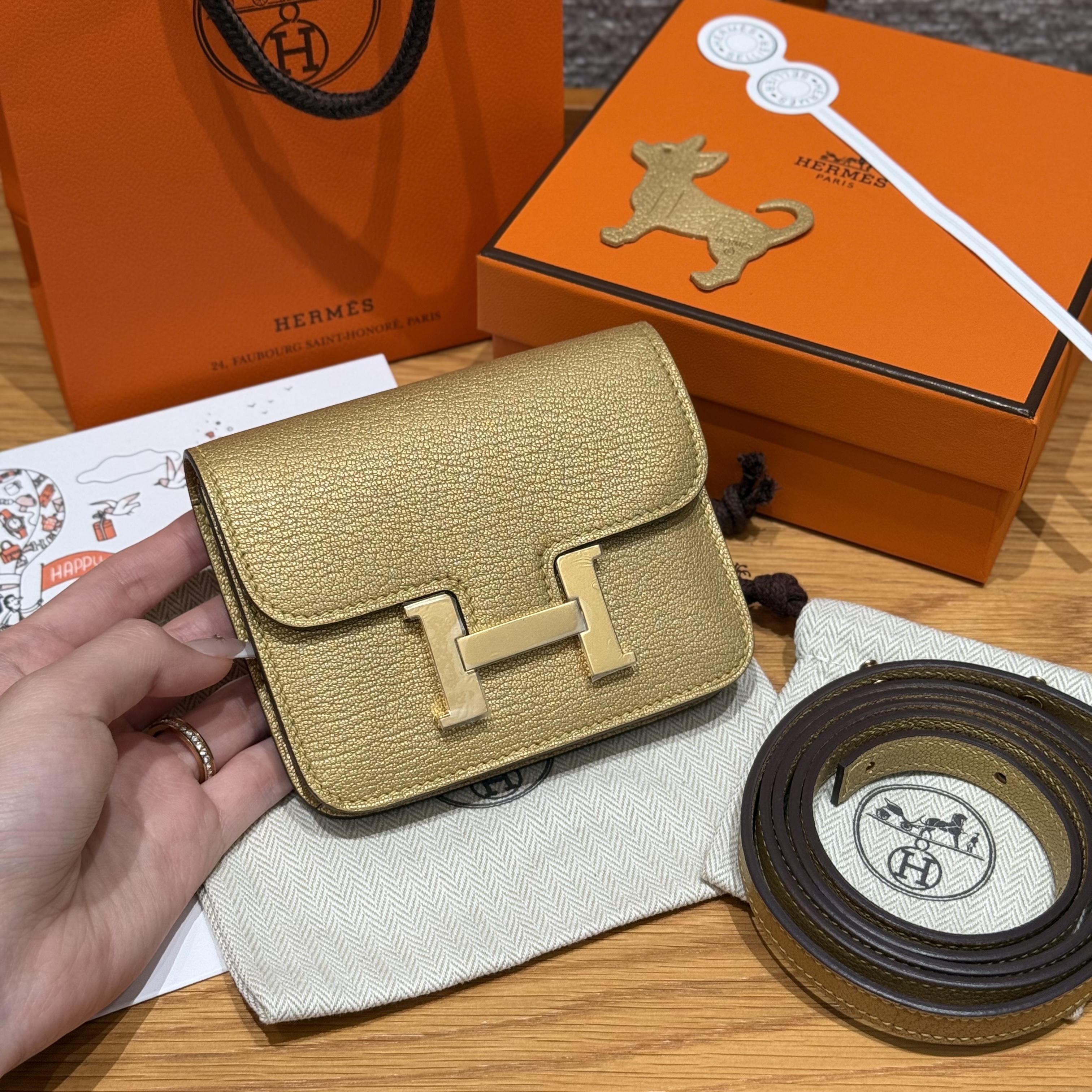 에르메스 Hermes Constance slim 12.4cm Chever Y9 Dore/gold