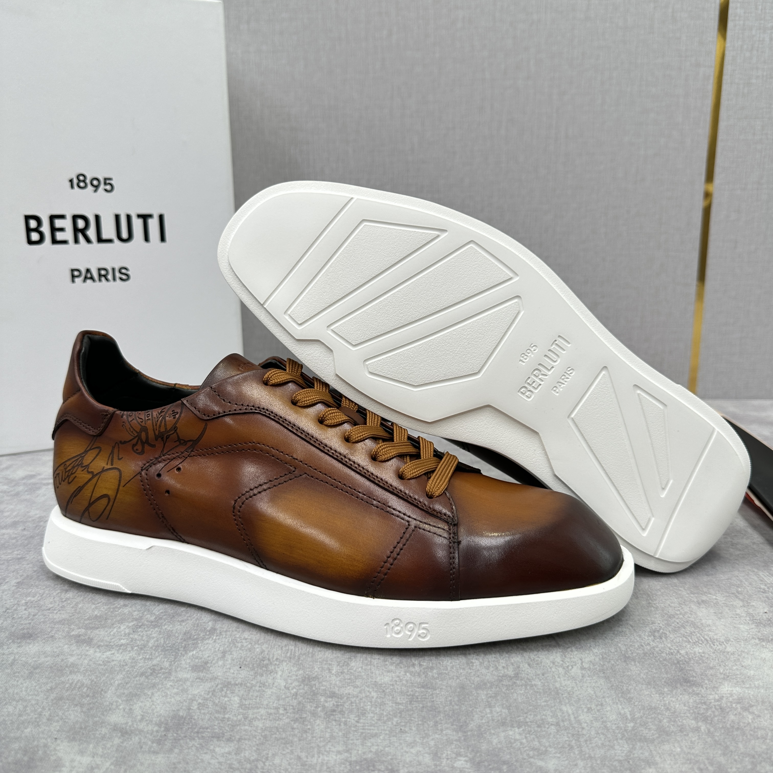 벨루티 Berluti 스니커즈