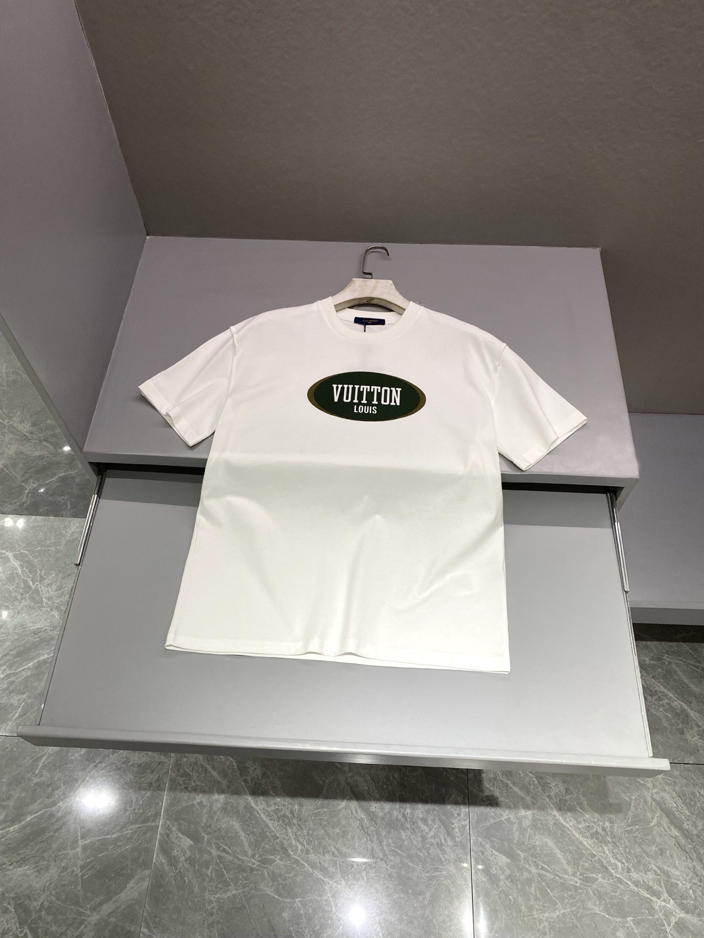 루이비통 Louis Vuitton 반팔 티셔츠
