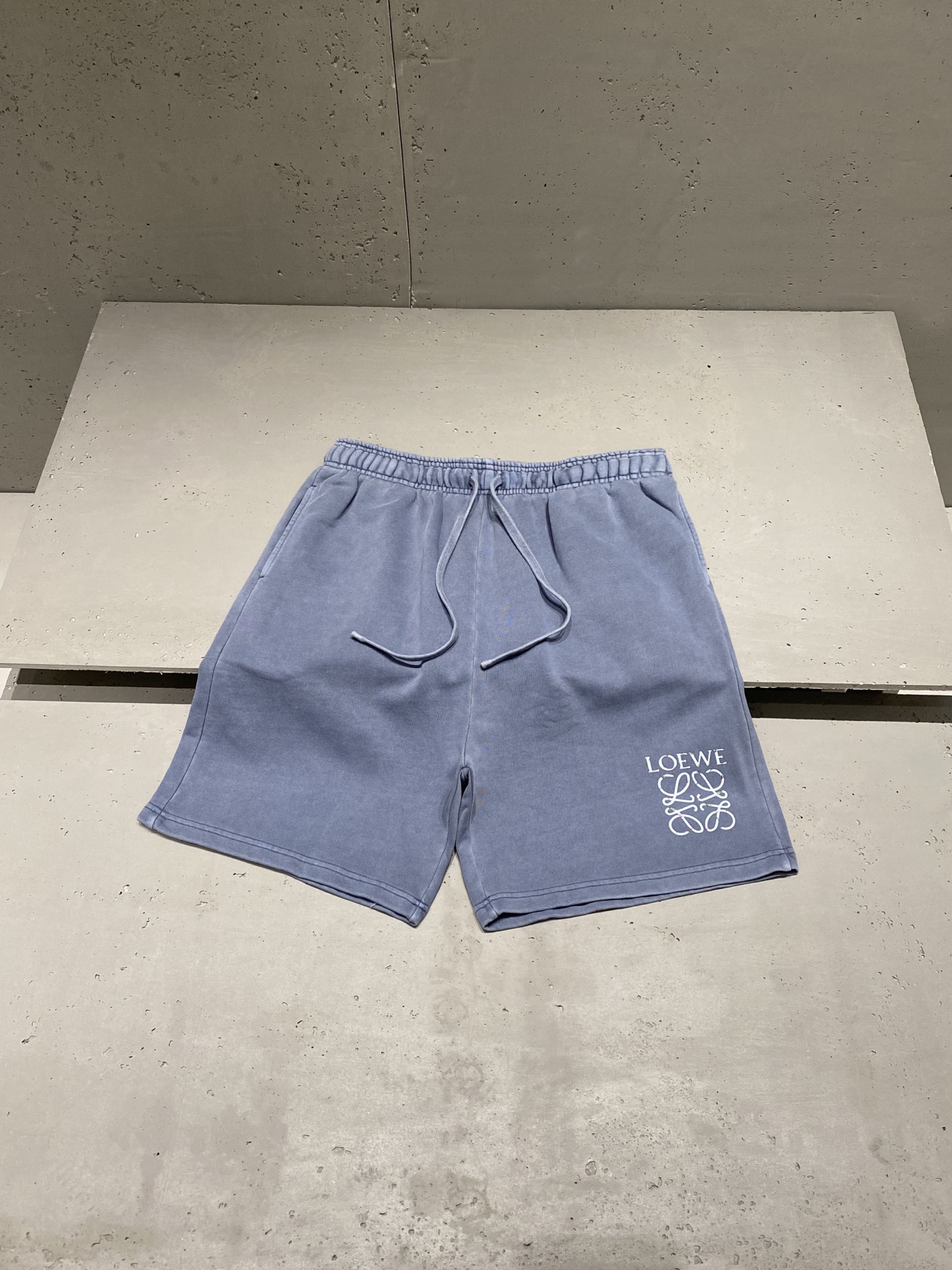 로에베 LOEWE 반바지