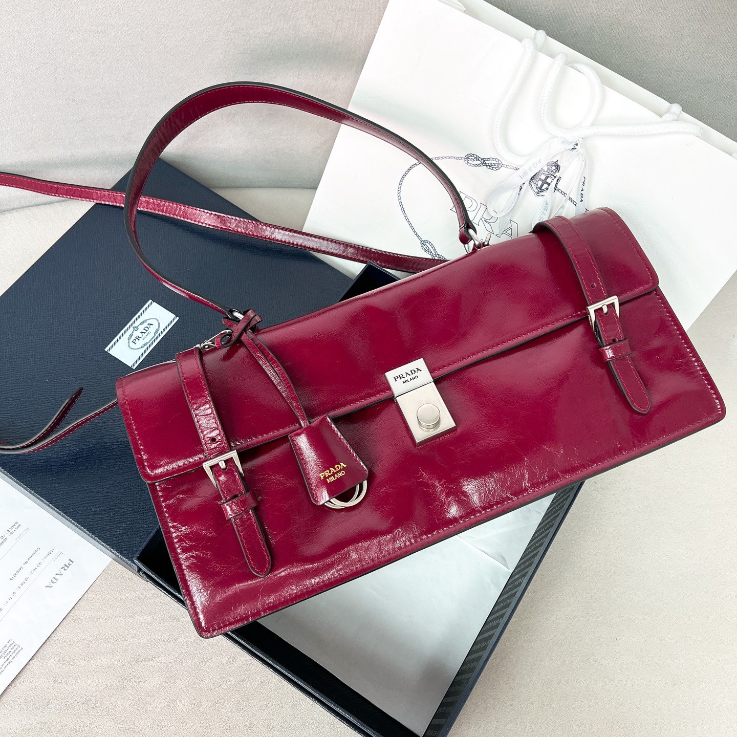 프라다 Prada 1BN024 Large 가죽 핸드백 38cm