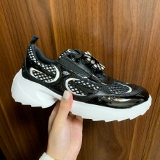 로저비비에 Roger Vivier 스니커즈