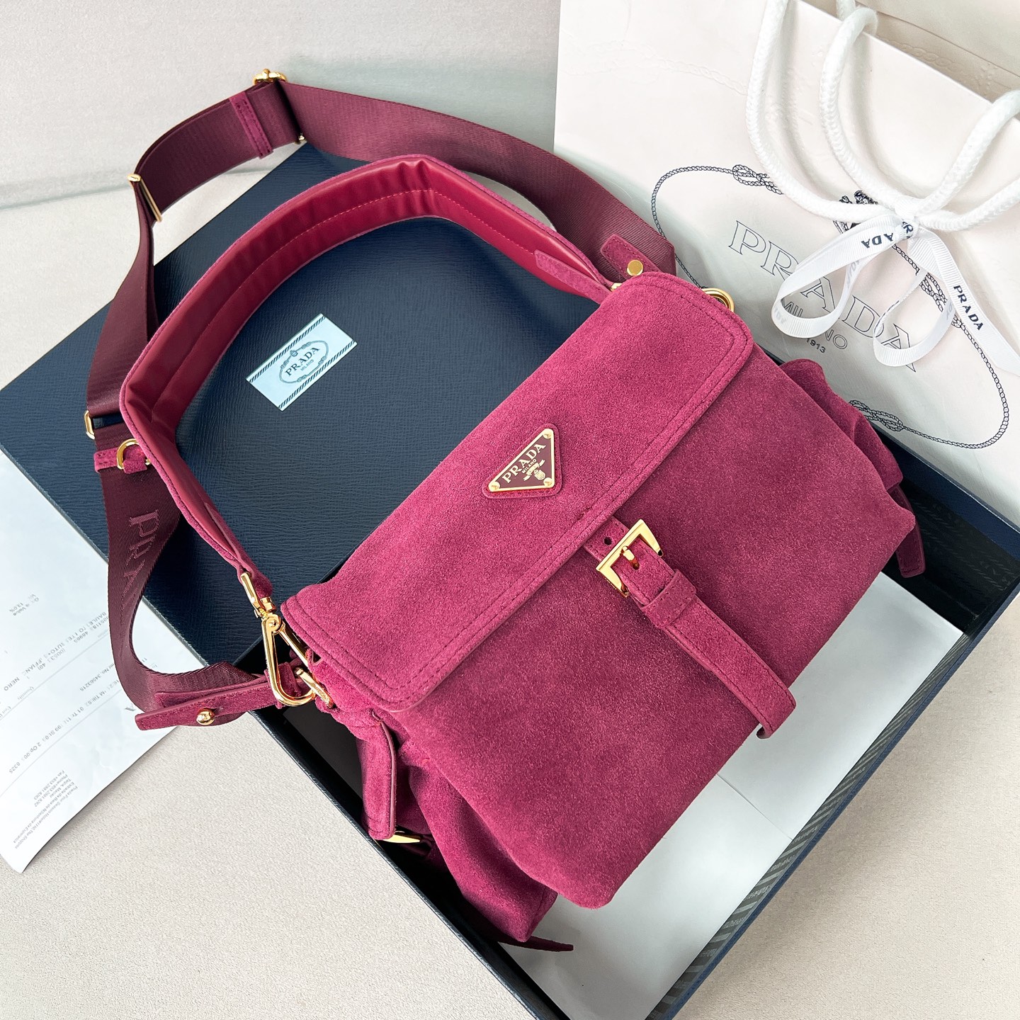 프라다 Prada 1BD394 익스플로어 미디엄 스웨이드 숄더 백 30cm