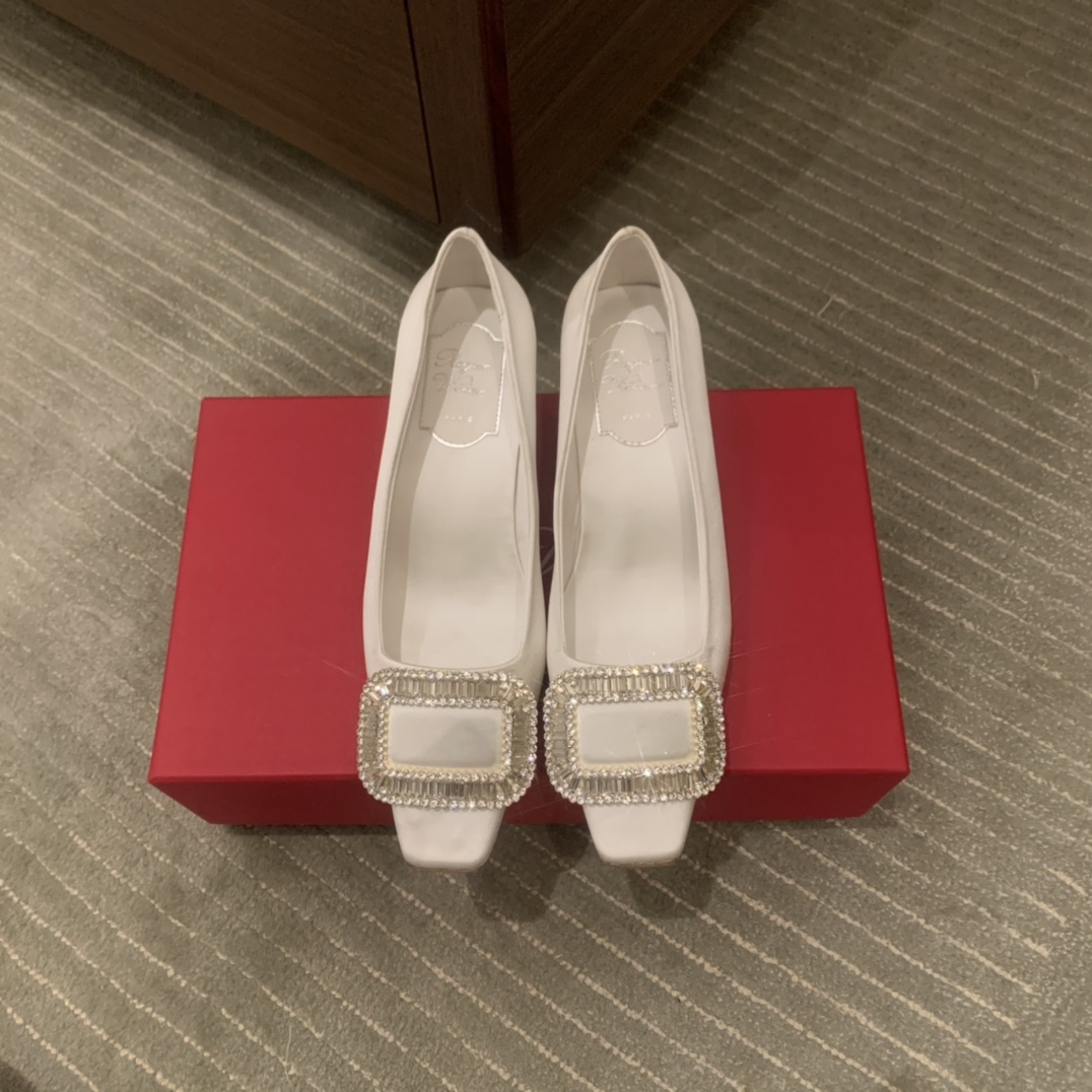 로저비비에 Roger Vivier 하이힐