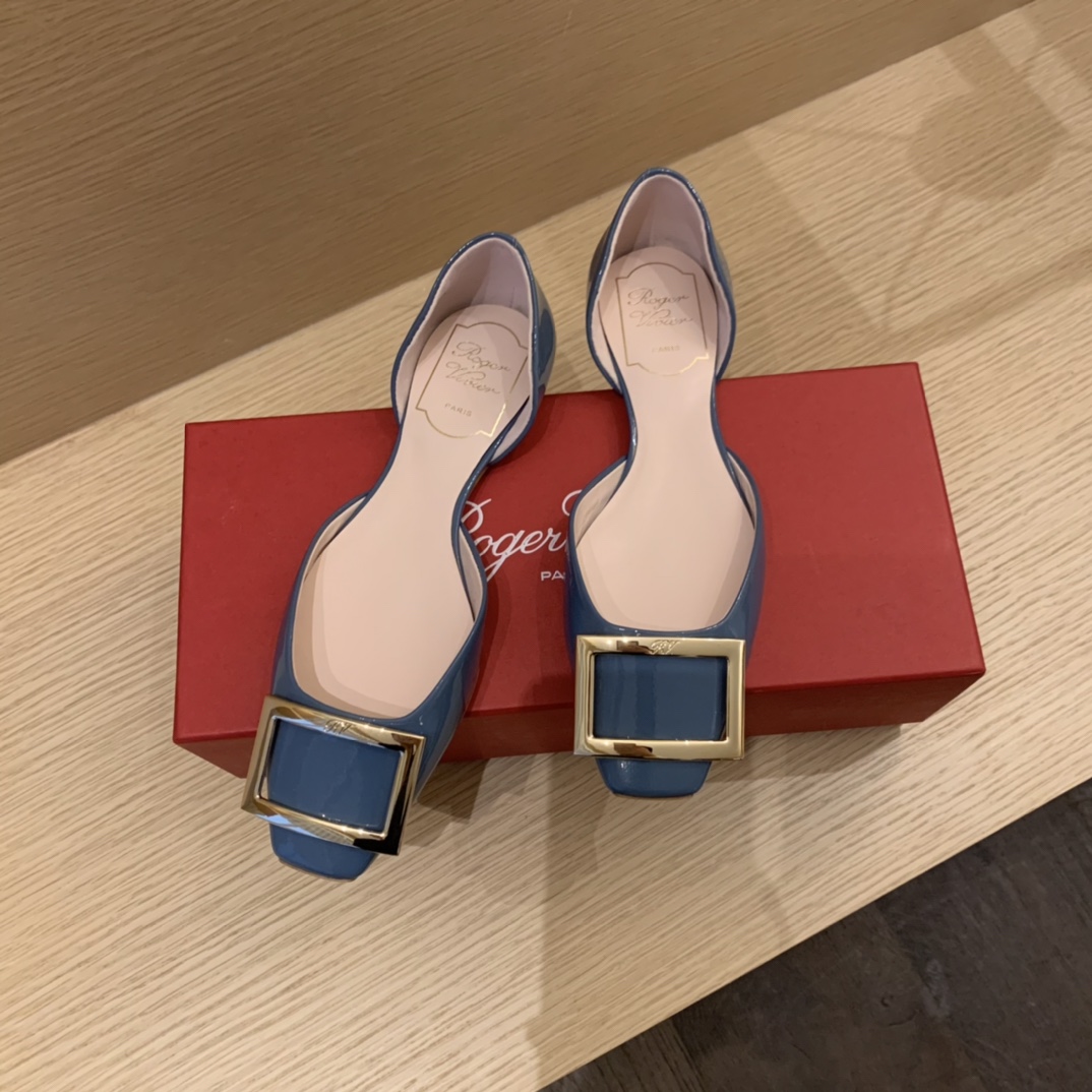 로저비비에 Roger Vivier Trompette Dorsay 발레리나